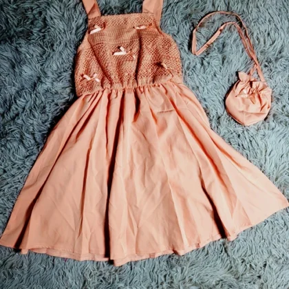 VESTIDO COLOR ZAPOTE CON CARTERA #6
